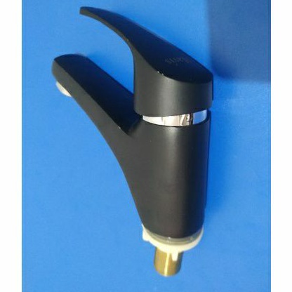 kran cuci tangan hitam model toto kran waatafel black