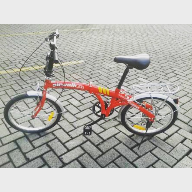 Sepeda Ace Hardware airwalk Merah