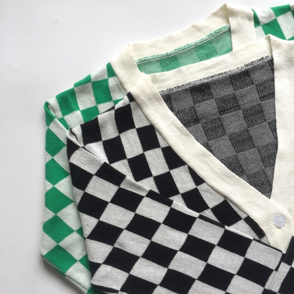 CHECKERED KNITT CARDIGAN SWEATER