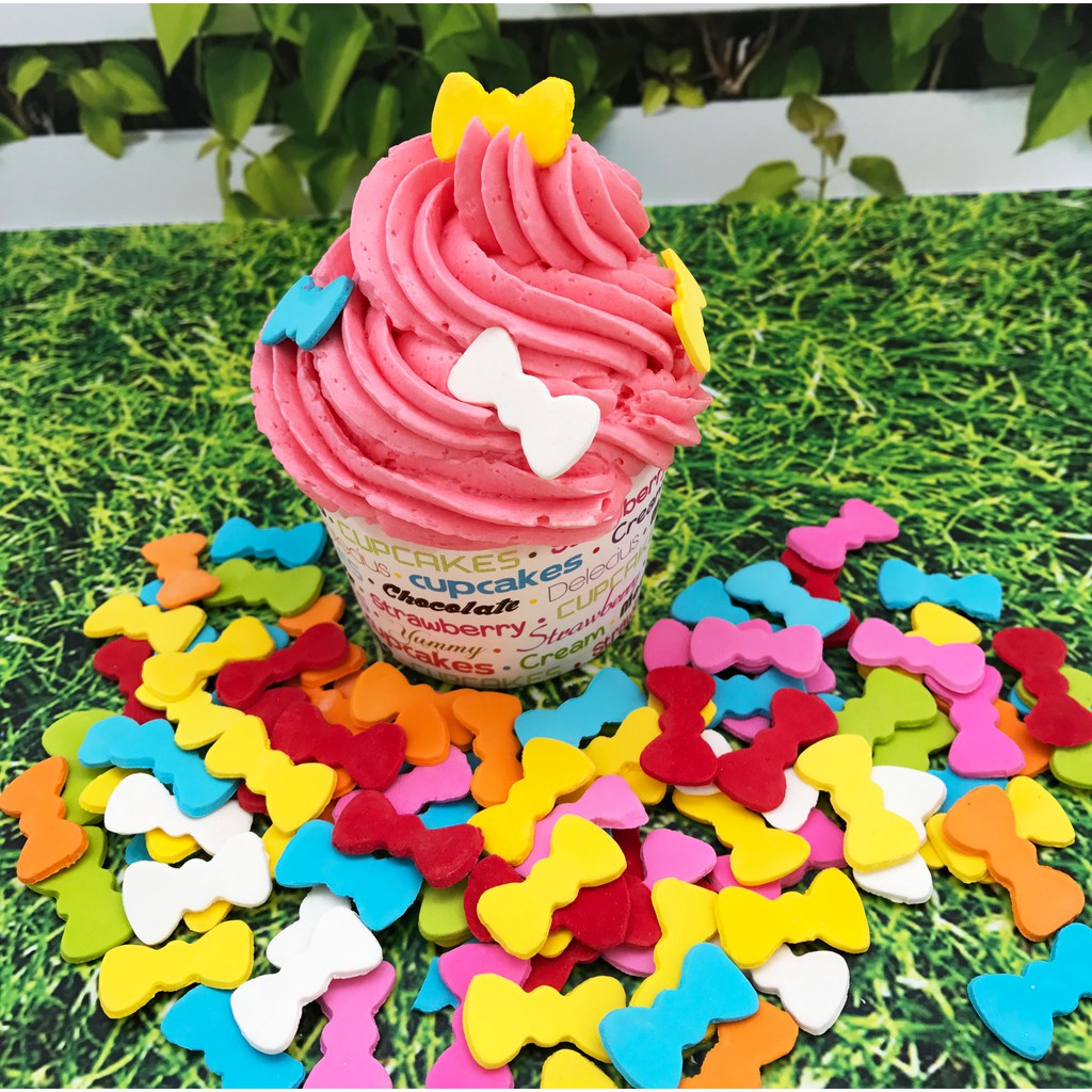 

Gumpaste hiasan kue sprinkle pita/ kitty/ teddy/ pisang/tulang