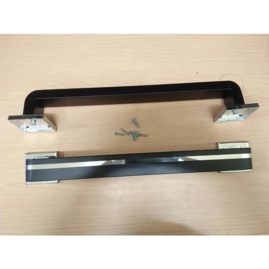 HD DJ PULL HANDLE GARIS TERDAPAT 2 WARNA PUTIH DAN HITAM/HANDLE HANDEL PEGANGAN GAGANG PINTU RUMAH LACI LEMARI BAGUS TEBAL HIGH QUALITY/ TARIKAN PINTU RUMAH BLACH WHITE GARIS ELEGAN/ HANDEL PINTU