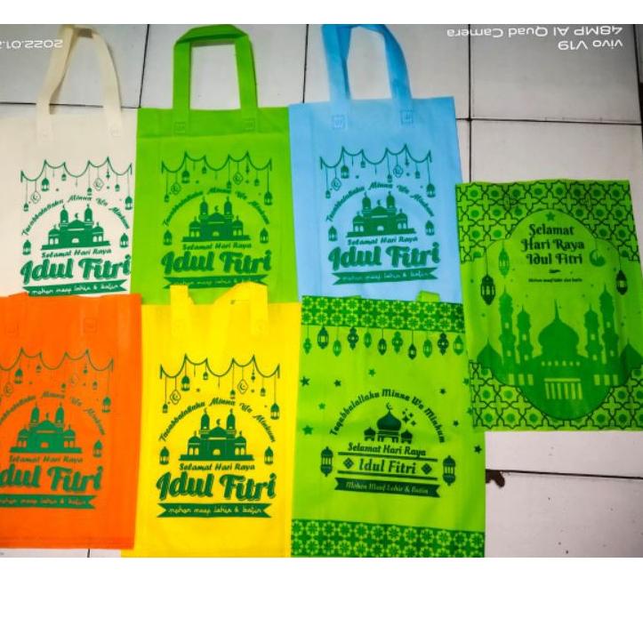 

♢ Tas lebaran spunbond 38 x 45 tebal 65 gsm bingkisan idul fitri hammpers bungkus bingkisan kado hadiah lebaran tas lebaran idul fitri tas lebaran kuat ➫