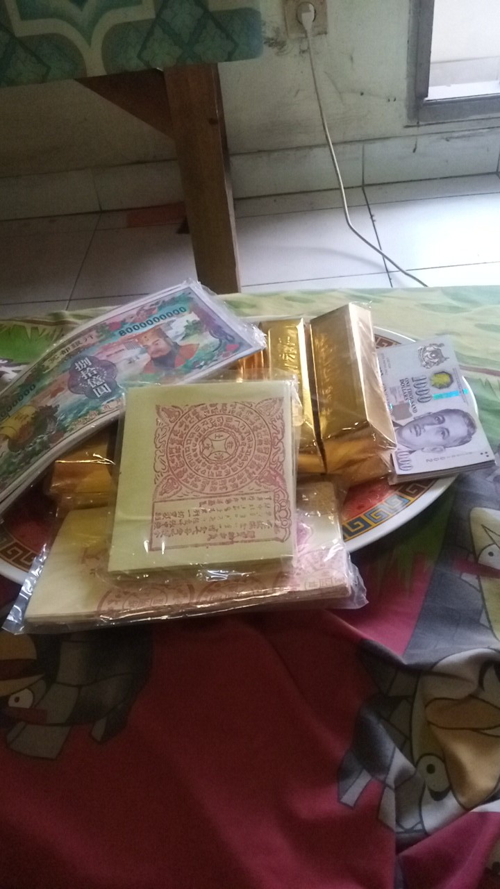 Kertas Ong Seng Jari Untuk Sembahyang Leluhur (qing Ming)