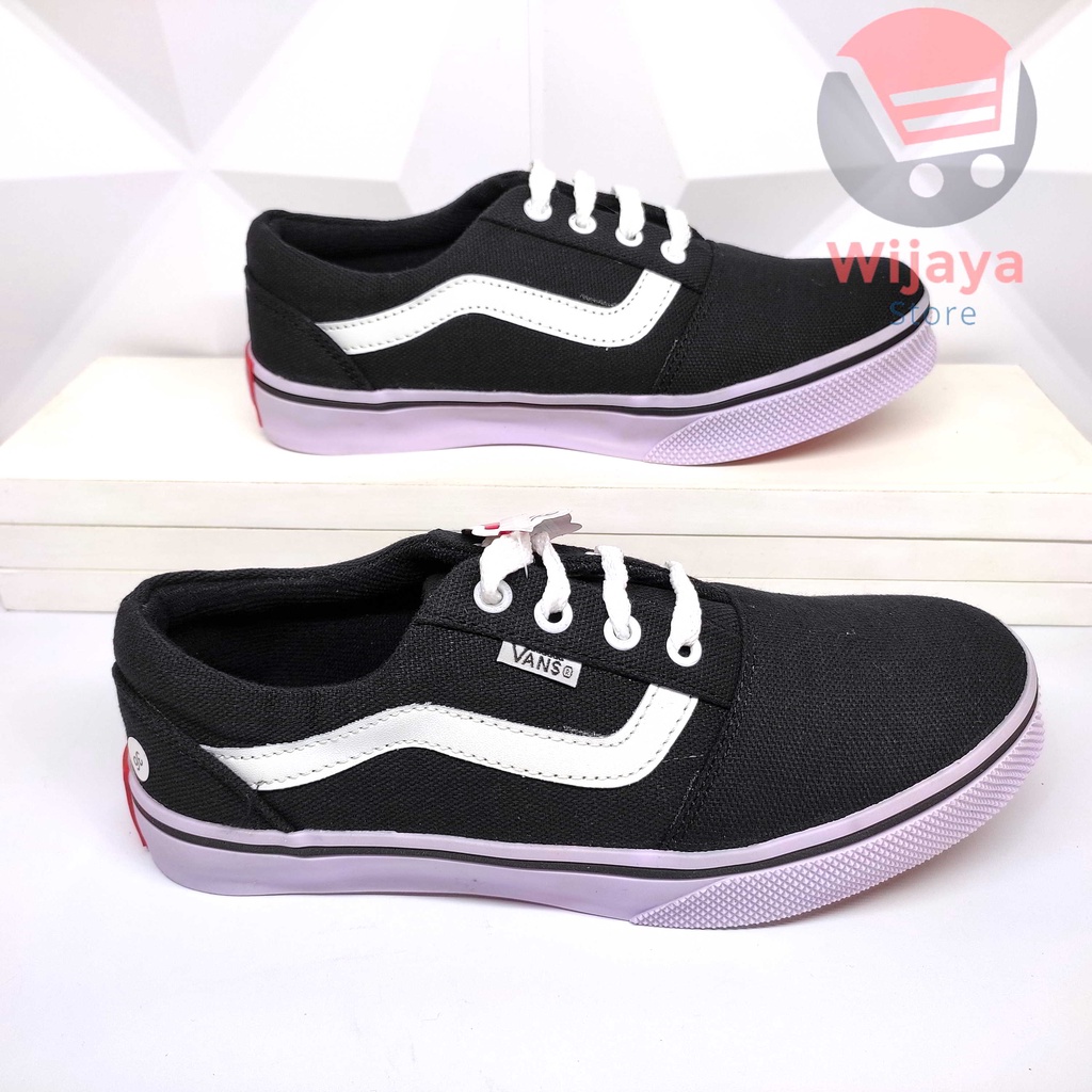 Sepatu Sneaker Vans Old Skool 36-40 - Kets Trendi untuk Wanita dan Pria