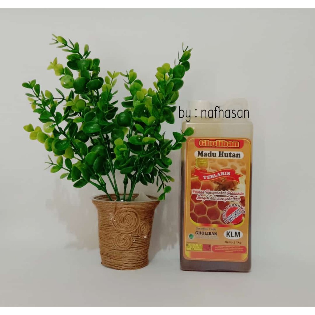 

Madu murni madu asli kalimantan 1KG plus bee pollen royal jelly