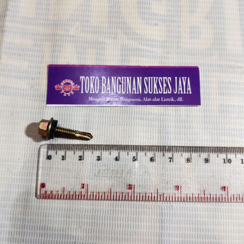 skrup baut roofing 2,5 cm lion