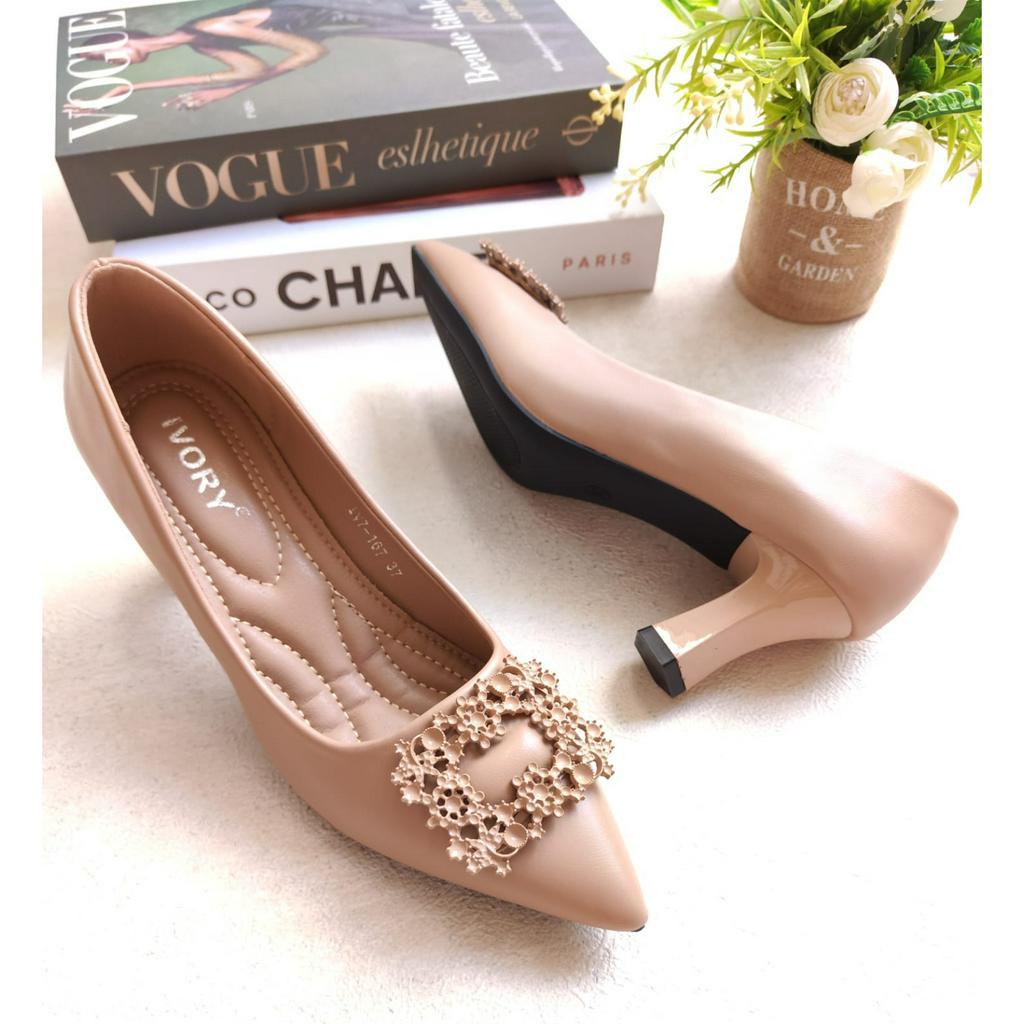 IVORY Sepatu Wanita Heels Kerja Formal IV7-167 Hitam