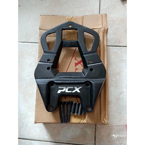 Behel box pcx 160 pcx 150 lokal breket box pcx 150 pcx 160 lokal bracket box pcx 50 pcx 160