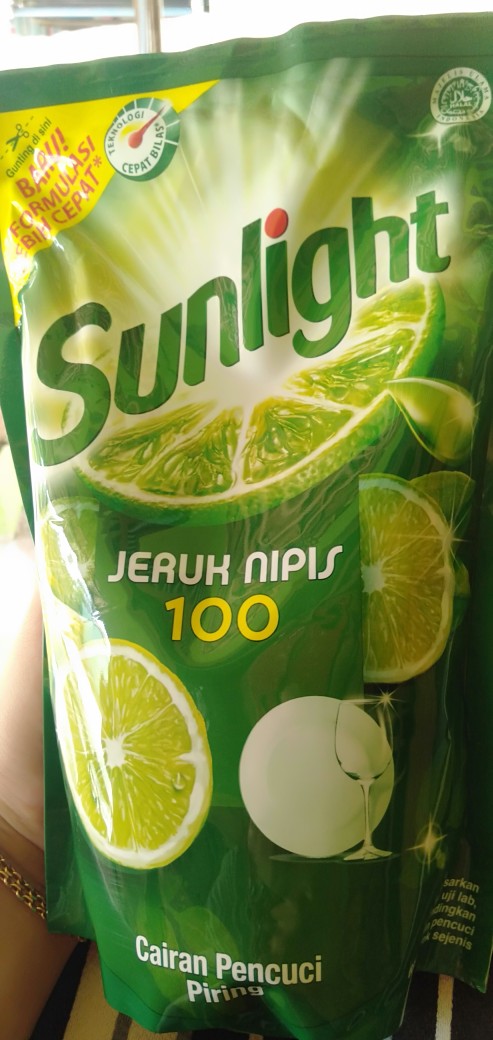 Sunlight Sabun Cuci Piring Jeruk Nipis