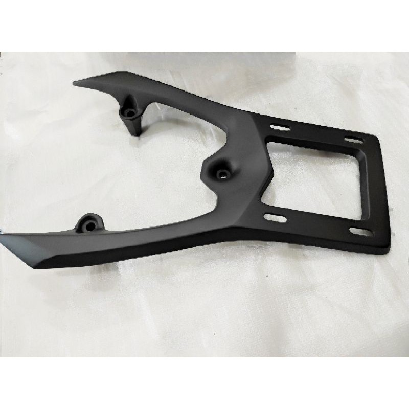 BREKET BOX VARIO 125 / 150 BREKET BOX VARIO 150 125 PNP BOX SHAD GIVI