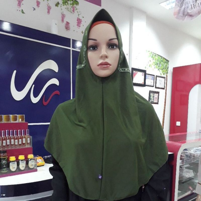 Kerudung Innova serut Ori By Rabbani size M Hijau Army