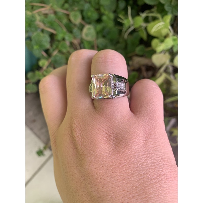 Cincin Perak Pria Batu Kecubung Teh Smoky Quartz Warna Champagne Elegan Minimalis Kantoran