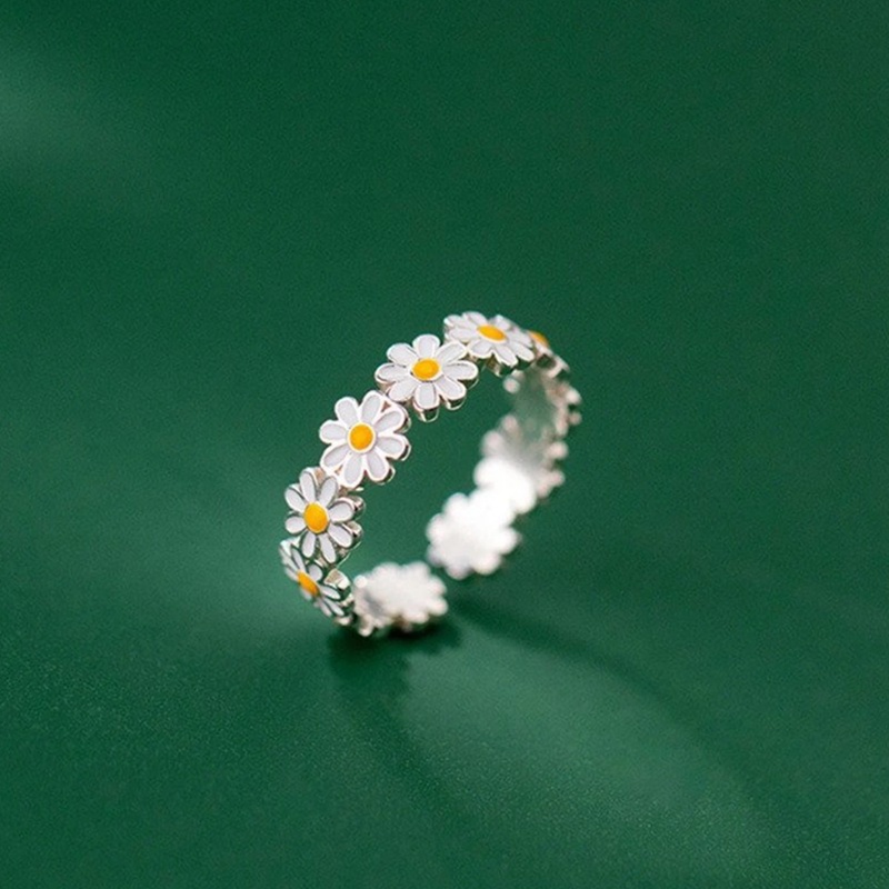 Cincin Model Terbuka Desain Bunga Daisy Kecil Dua Warna Untuk Wanita