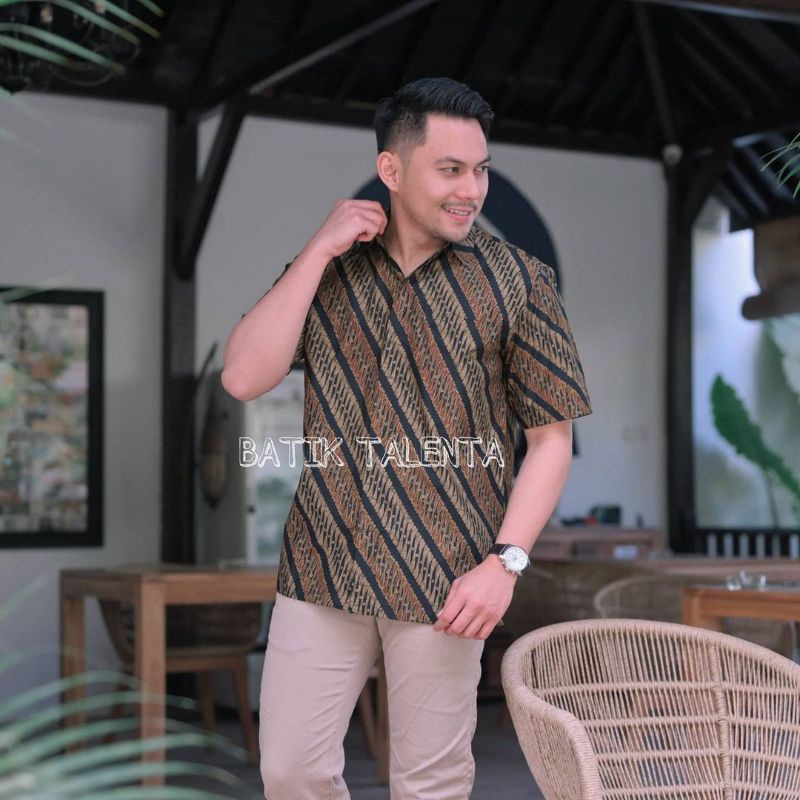 Batik lengan pendek Batik pria tangan pendek pakaian batik pria tangan pendek Baju batik pria baju k