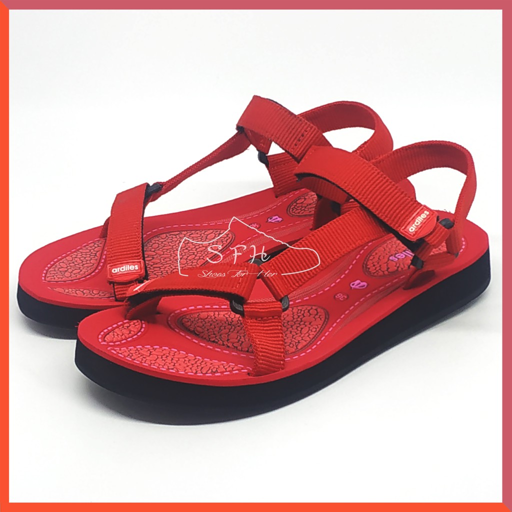 SFH SANDAL GUNUNG WANITA ARDILES BELLUCI