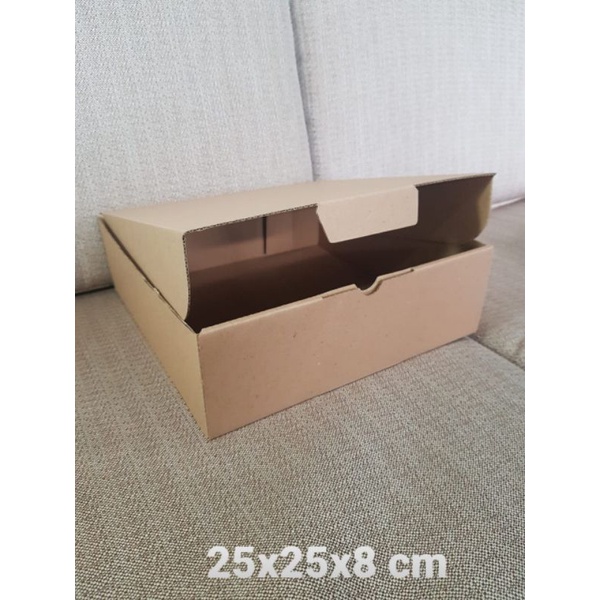

Kardus Box uk. 25x25x8 cm Kotak Karton Die Cut
