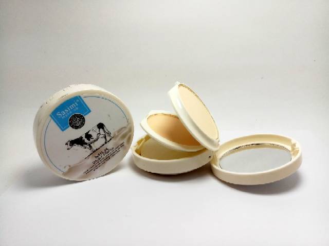 SASIMI DOUBLE POWDER MILK MAKE UP 2in1