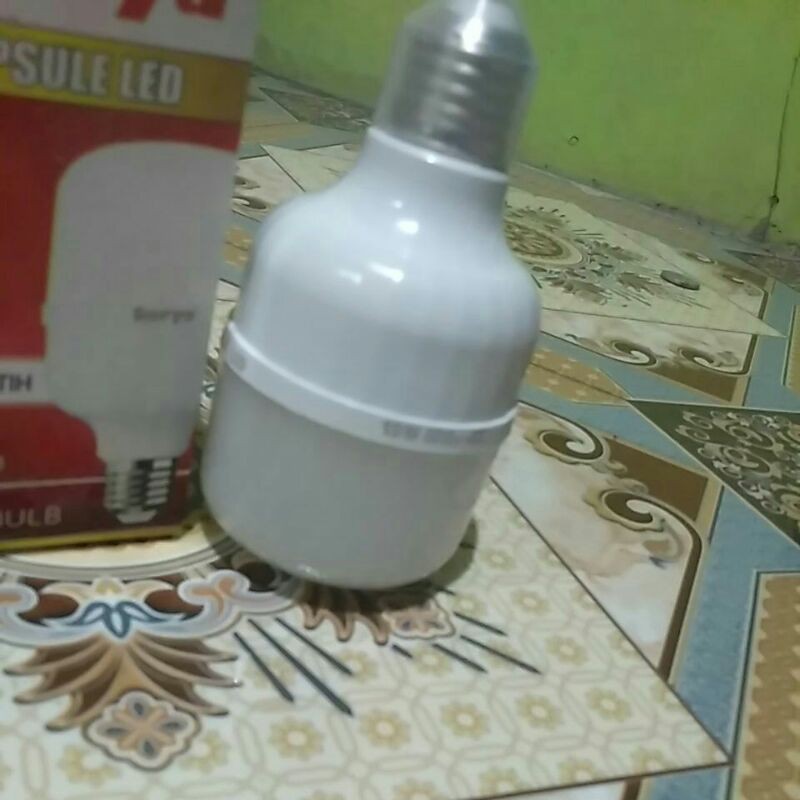 Lampu led 15 watt.