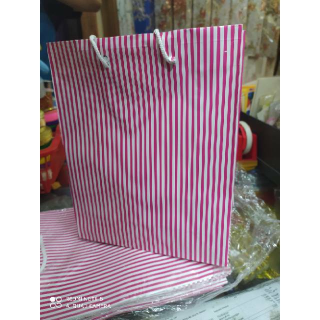 

paper bag buku garis/salur isi 12pcs,terlaris
