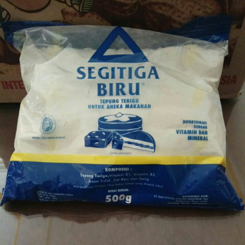 

TEPUNG TERIGU SEGITIGA BIRU 500 GR