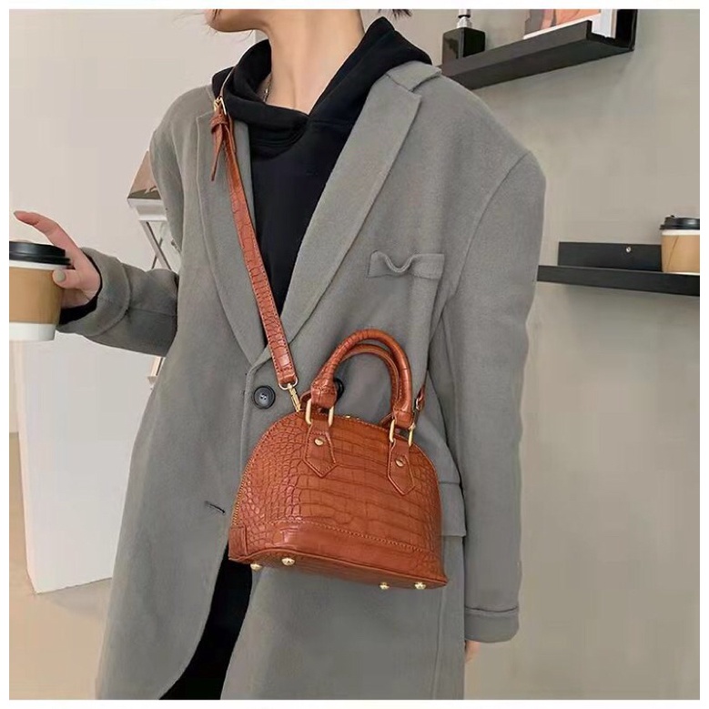 SG2829 syafniegalery alma bag motif croco impor 1214 8699
