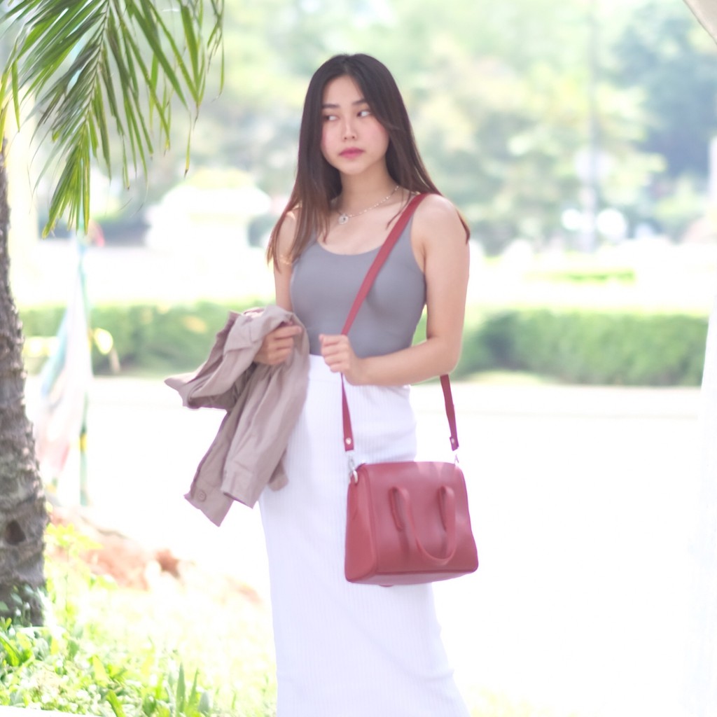 Becca Handbag + Slingbag by Nonataliashop