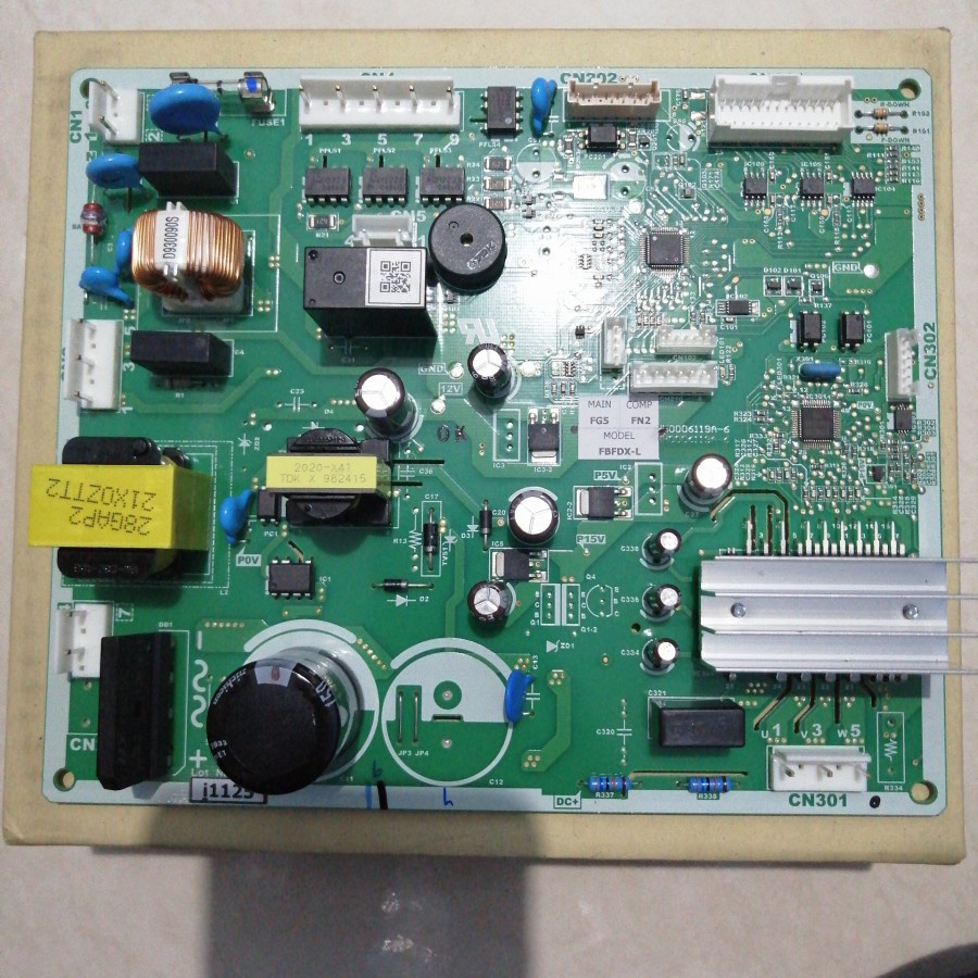PCB/Modul Kulkas HITACHI R-WB80PGD5