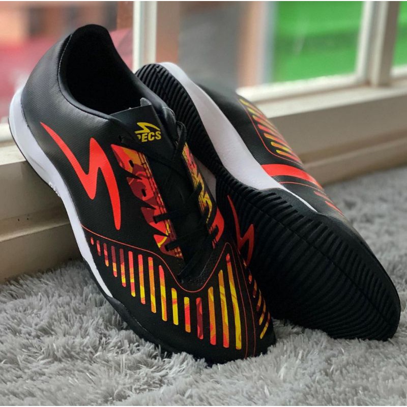 SEPATU FUTSAL SPECS SWERVO HYDRA MARBLE PRO IN