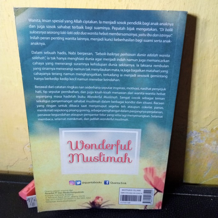 buku motivasi agama Islam wonderful muslimah 285 hal