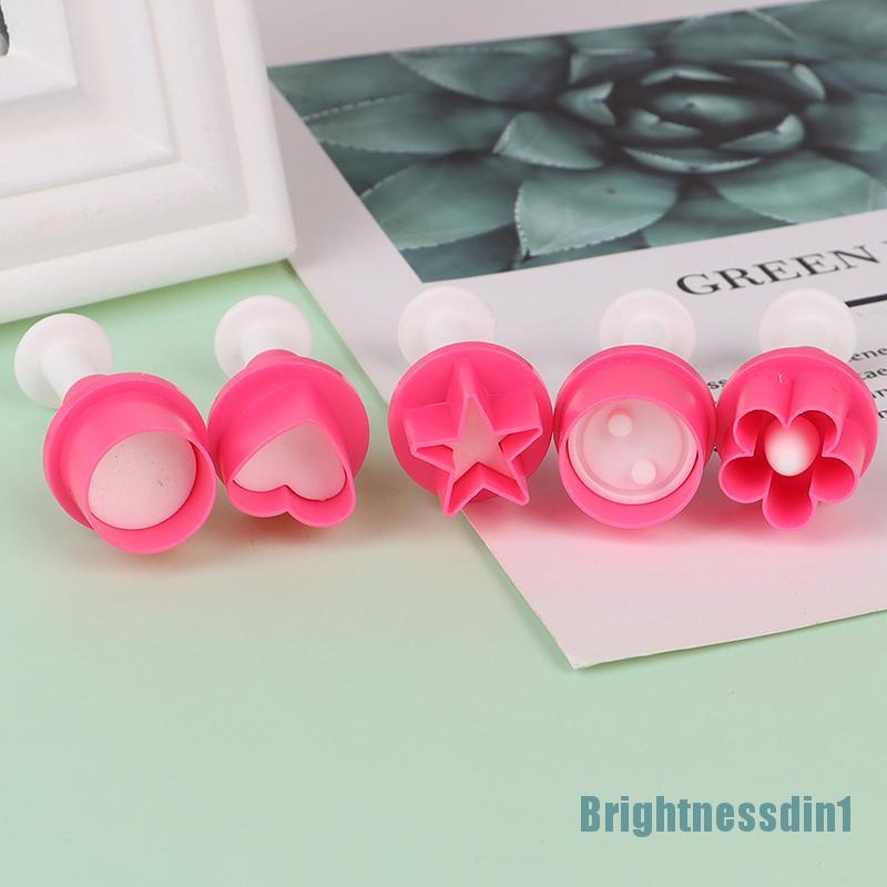 5 Pcs / set Pemotong Kue Fondant Biskuit Bentuk Bintang Hati Plum Blossom 1 In 1