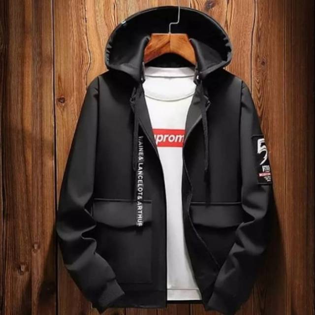 Jacket Supreme