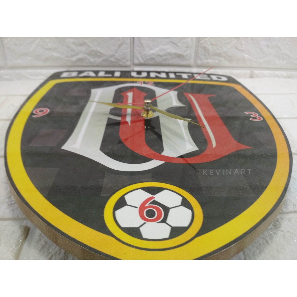 KevinArt Jam Dinding Custom Kayu Unik KADO Pernikahan Ulang tahun Wisuda GAMBAR Logo BALI UNITED