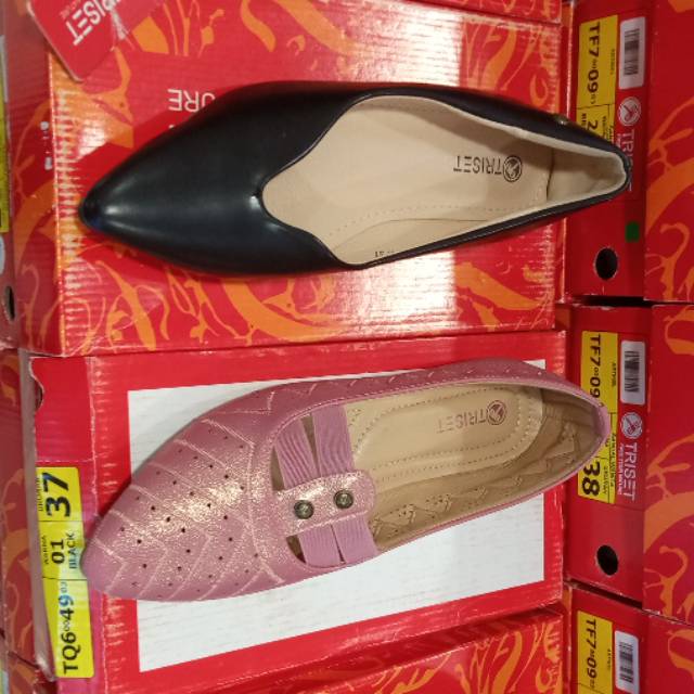 Sale 185ribu sepatu wanita merk branded "Triset" dijamin bagus banget ready size 36-40 ya ka Thx Ya.