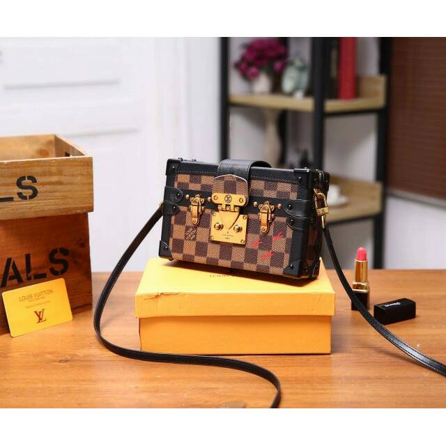 LOUIS VUITTON PETITE MALLE BAG