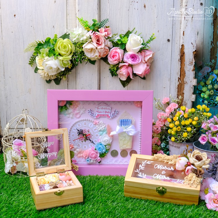 MAHAR PERNIKAHAN BINGKAI UANG SHABBY PINK