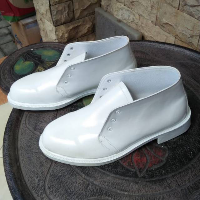 Sepatu PDH PDU Putih - Sepatu PDH Paskibra Lurah Kepala Desa