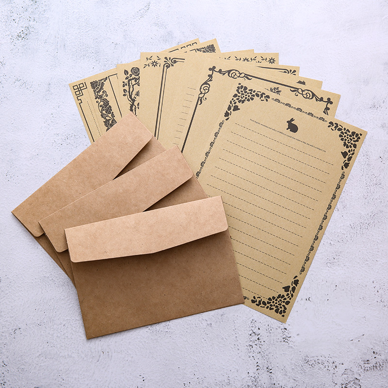 8pcs / Set Amplop Kertas Kraft Retro Kreatif Gaya Jepang Untuk Surat