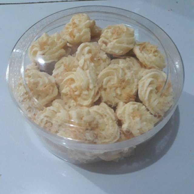 

Kue hari raya ( kue sagu )
