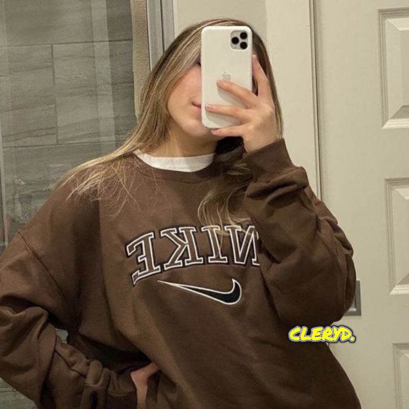 NIKE VINTAGE EMBROIDERED CREWNECK/SWEATER