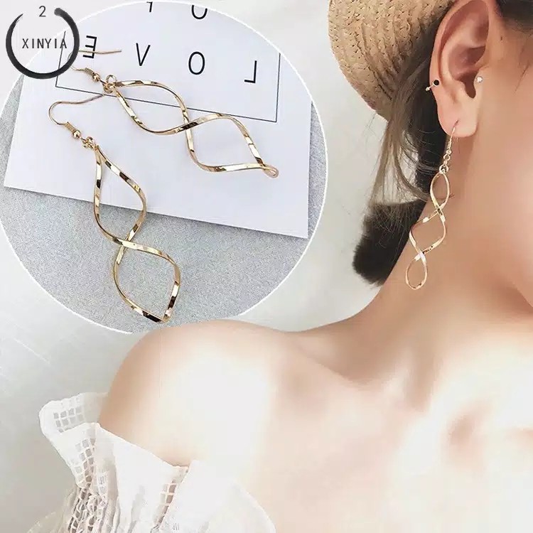 Anting Gantung Korea Motif Elegant Terbaru / Aksesoris Wanita