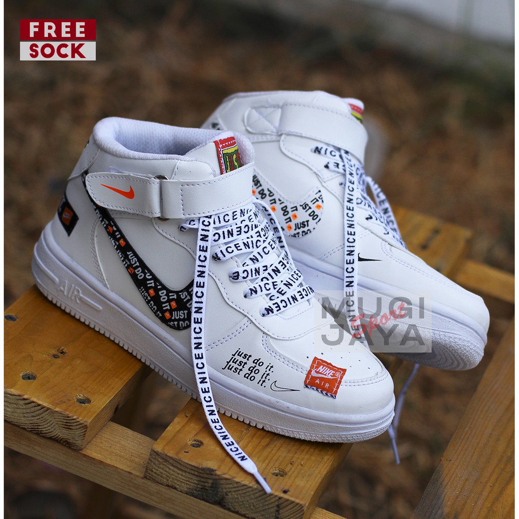 Sepatu Nike Air Force One Wanita Zumba Sport Casual Sneakers Running Import Premium Full White 7159