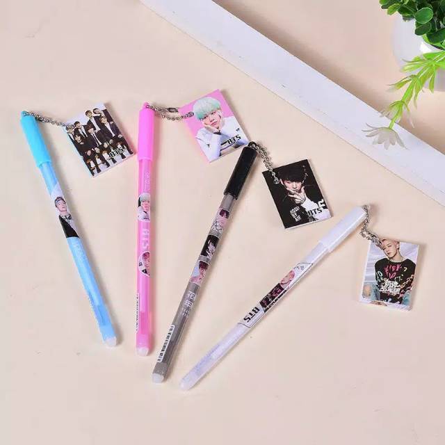 

Pulpen KPOP Gantungan Buku Foto~♥~