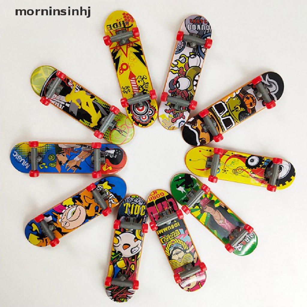 Mor Skateboard Jari Bahan Plastik