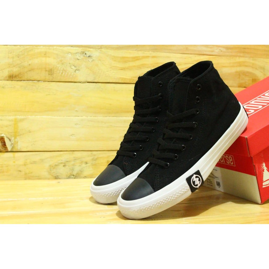 2.2 MAN SALE SEPATU CONVERSE ALL STAR PETIR TINGGI SEPATU PRIA WANITA