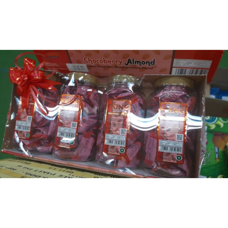 

HAMPERS BOX KING 4TOPLES PERMEN CHOCOBERRY IDUL FITRI LEBARAN GIFT PARCEL