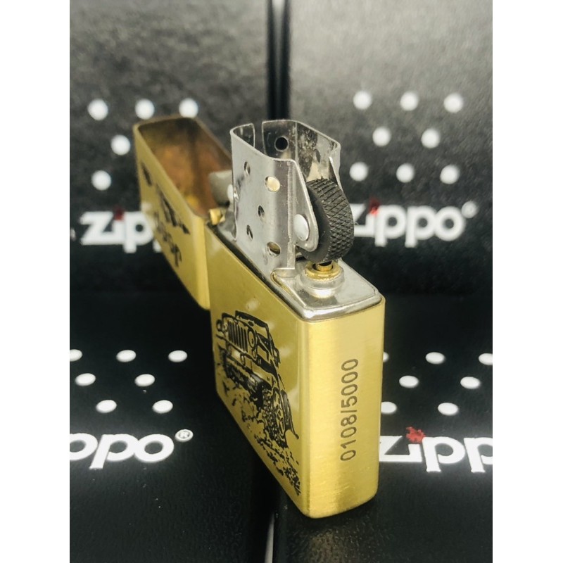 Zippo Motif Grafir Zippo Motif JEEP Gold Zippo Motif Premium