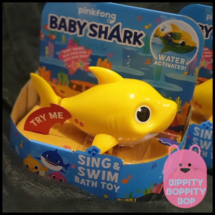 baby shark swim toy