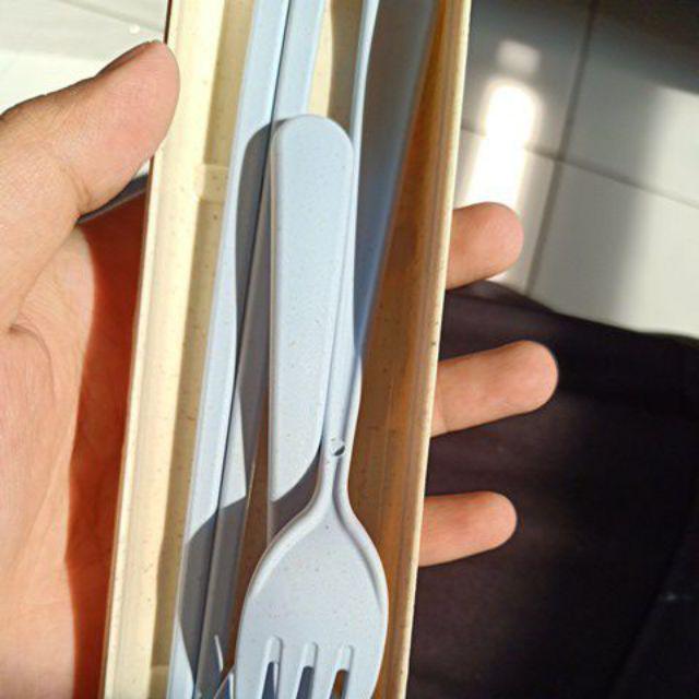 Set Alat Makan Wheat Kotak Persegi