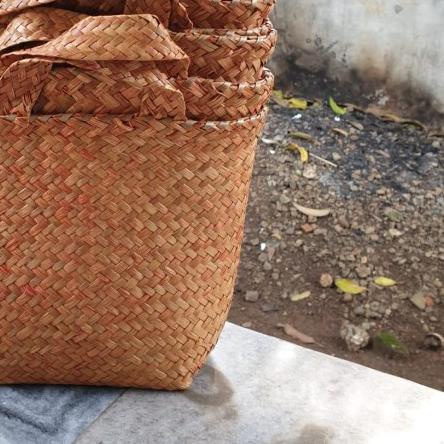 

♡ Tas Purun Coklat, Tempat Hampers Anyaman Purun, Parcel Anyaman Rotan - M ✹