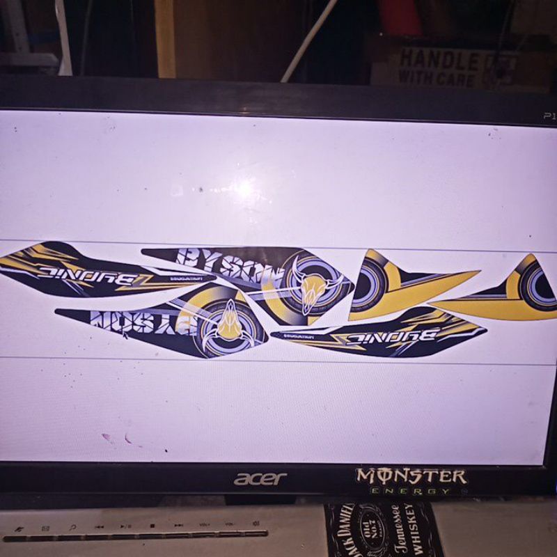 setriping Yamaha BISON BAHAN HOLOGRAM MAXDECAL